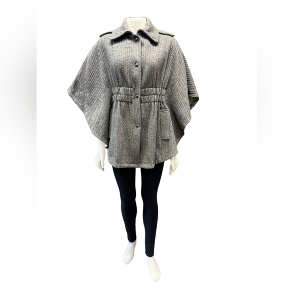 Guess Cape Coat Wool Blend Grey Poncho Grey Snakeprint Size Small EUC - Picture 2 of 12
